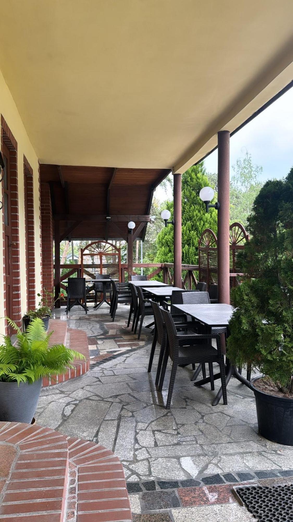 Powidz Lakeside Hotel & Restaurant Exterior foto